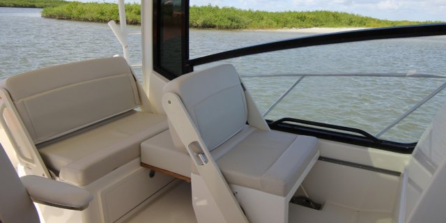 boat seating